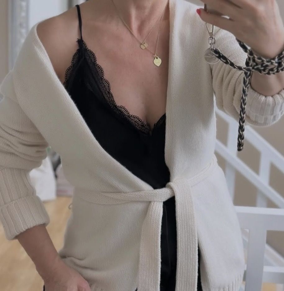 Zara Top: Schwarzes Top mit Spitze und Trägern Grösse S – Usato da Zürich venduto da zor_9n5z 2