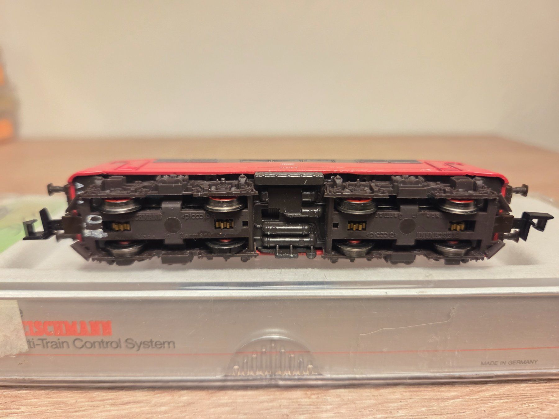 Fleischmann Modellini di ferrovie: Fleischmann N FMZ 67349 E-Lok BR 111 DB Digital – Usato da St-Aubin-Sauges venduto da Lo_Go 5