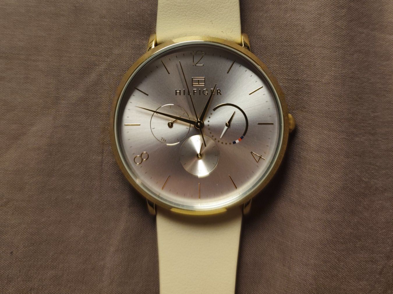 Tommy Hilfiger Orologi: Tommy Hilfiger Uhr – Nuovo (secondo la descrizione) da Dürnten venduto da SamiraA02