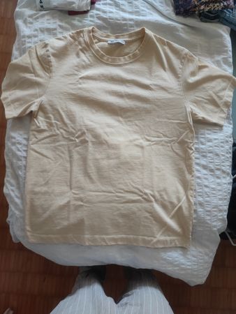 Zara Basic Short Sleeve T-Shirt - Excellent Condition