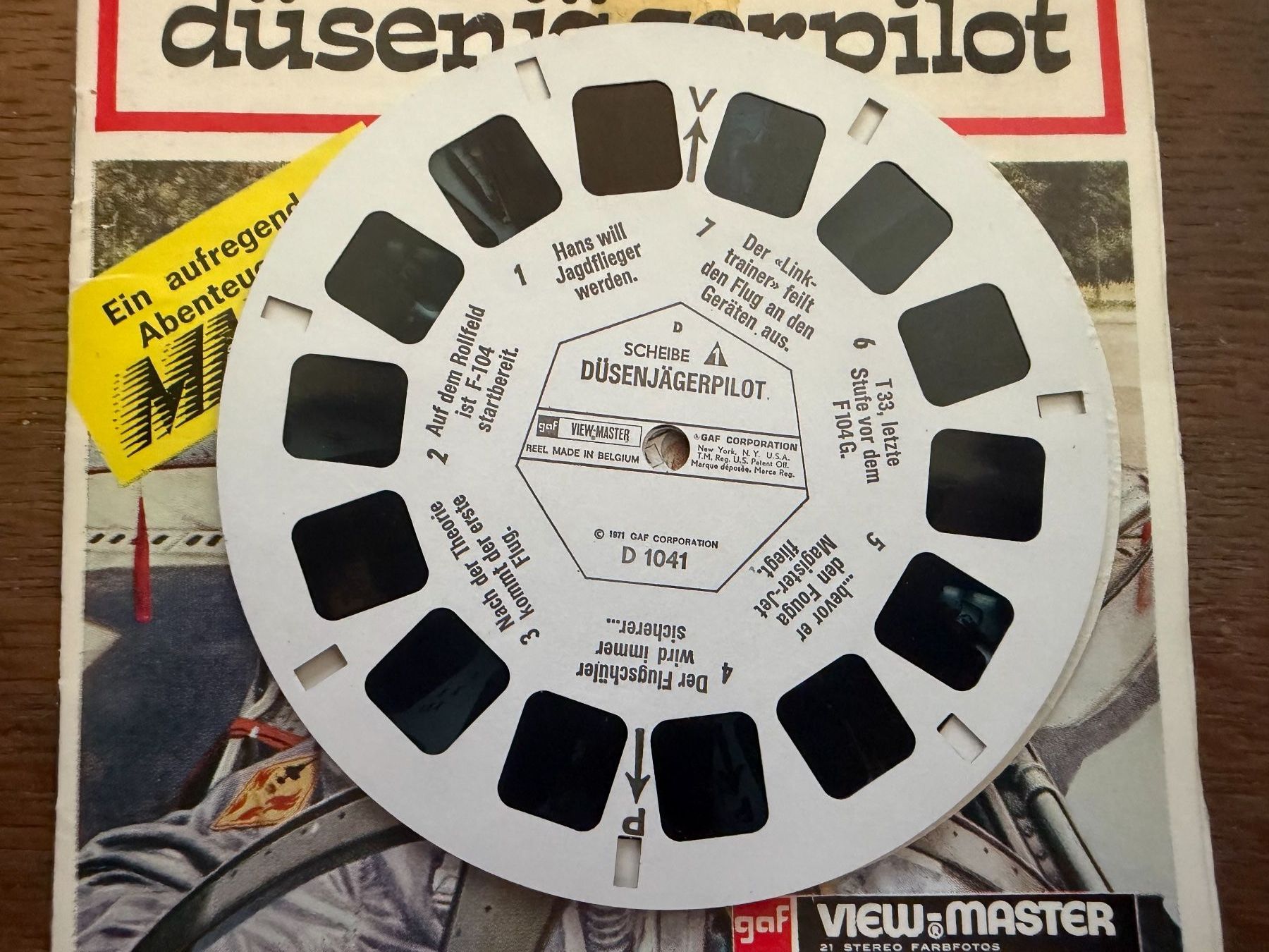 View-master Giocattoli: View-Master 3D: Nr. D 104 Düsenjägerpilot – Usato da Tegerfelden venduto da siebenmacky 5
