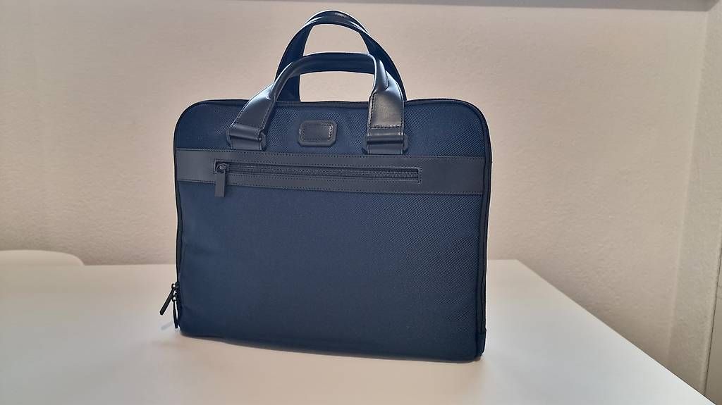 Borse: Montblanc Nightflight Dokumententasche Blue – Usato da Goldau venduto da AntonioNeto 1