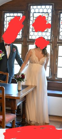 Schönes Brautkleid von Hochzeitshaus auch für Schwangere