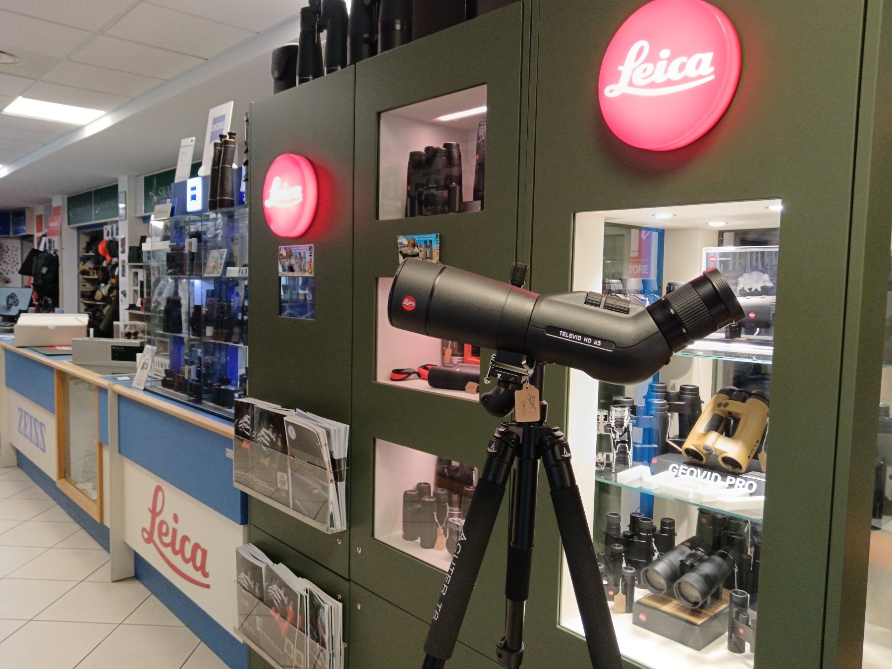 Leica Telescopi: Leica Televid HD 65 20/60 KIT – Nuovo e nell'imballaggio originale da domodossola venduto da Fernglaser 7