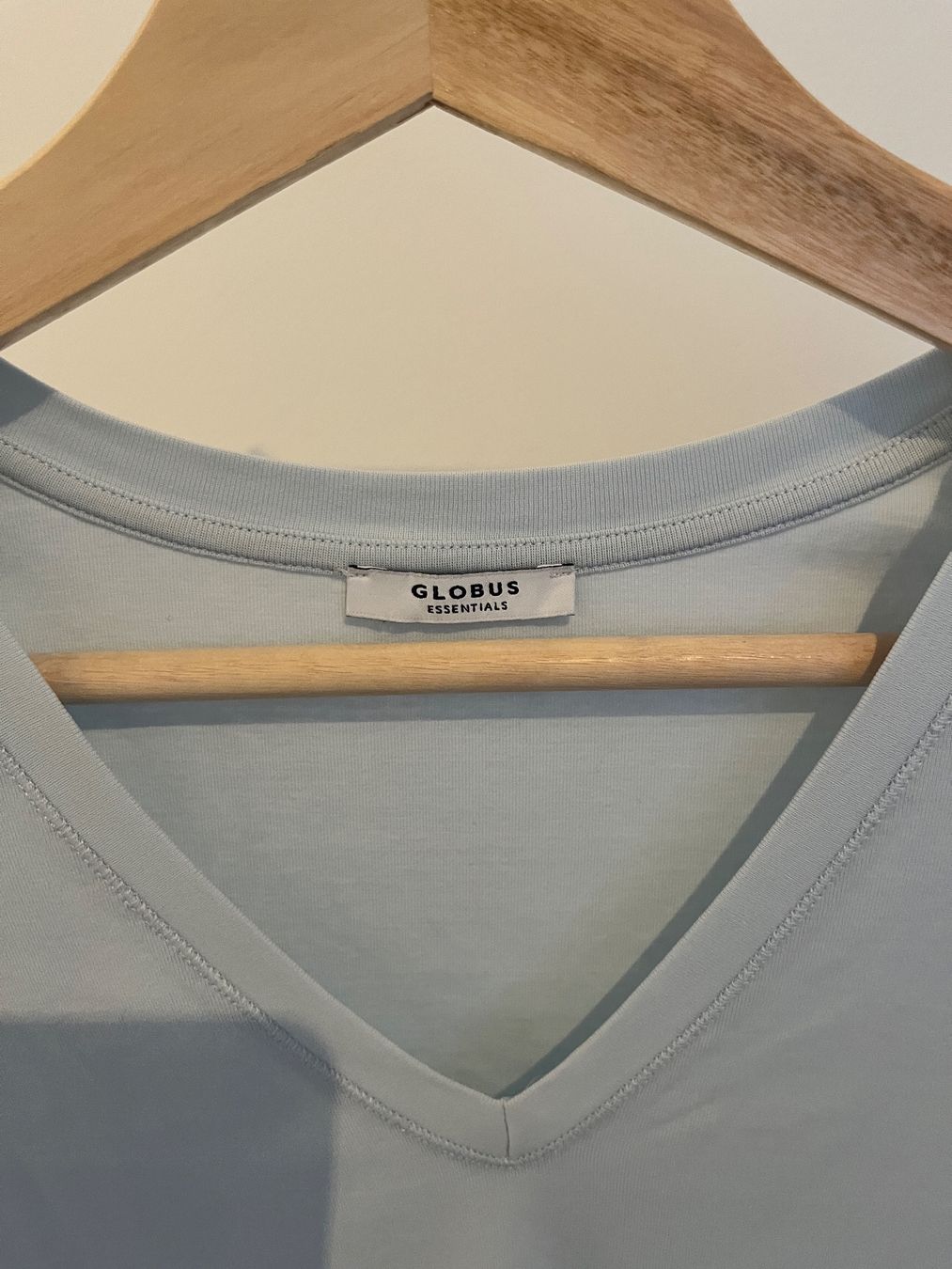 Globus T-shirt: T-Shirt bleu, Globus – Usato da Savagnier venduto da taianab 1