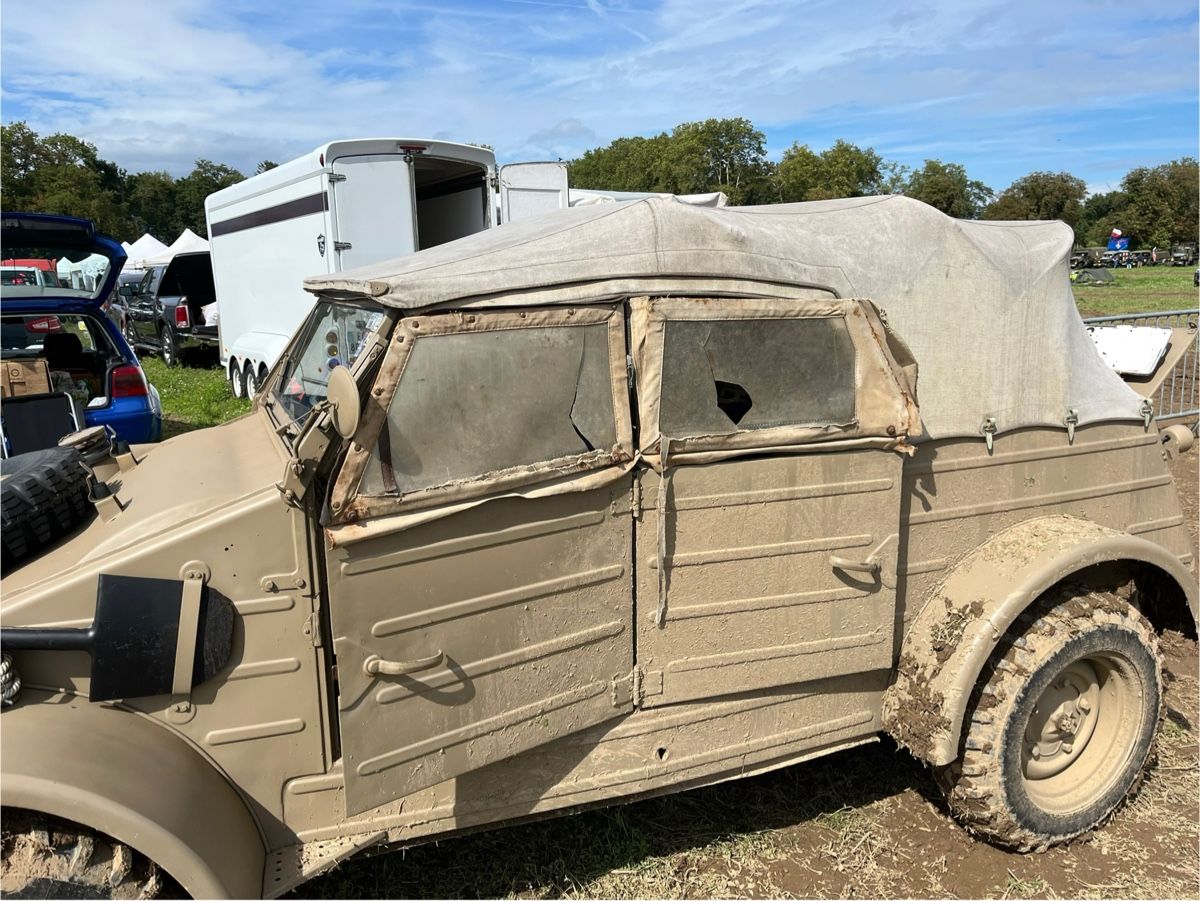 VW Tutti pezzi di ricambio auto: Vitres Kübelwagen VW Typ 82 WW2 – Usato da Bellevue venduto da Belafer 9