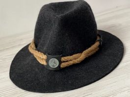 Trachten Hut Kitzo Alpen Austria  Gr.55  Schwarz Oktoberfest