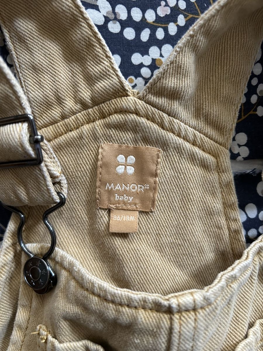 Tute: Salopette jaune taille 86 – Usato da Lausanne venduto da SaraSkjellaug 1