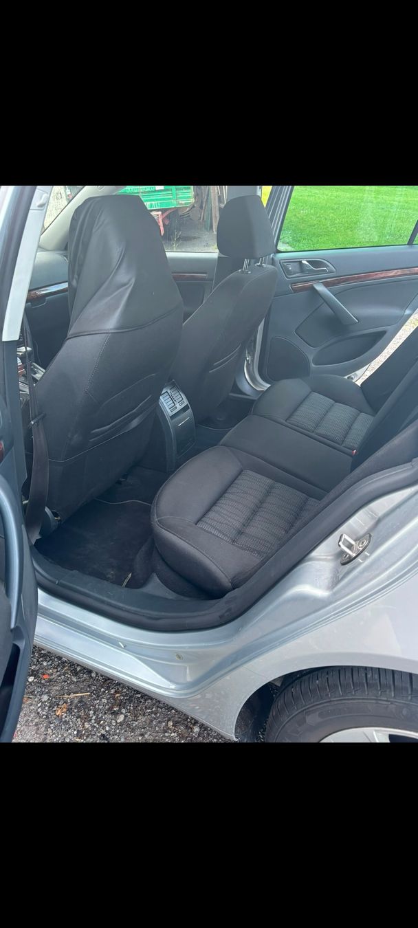 Skoda Automobili: Skoda Octavia 2.0 – Usato da Giswil venduto da Cedi1601 3