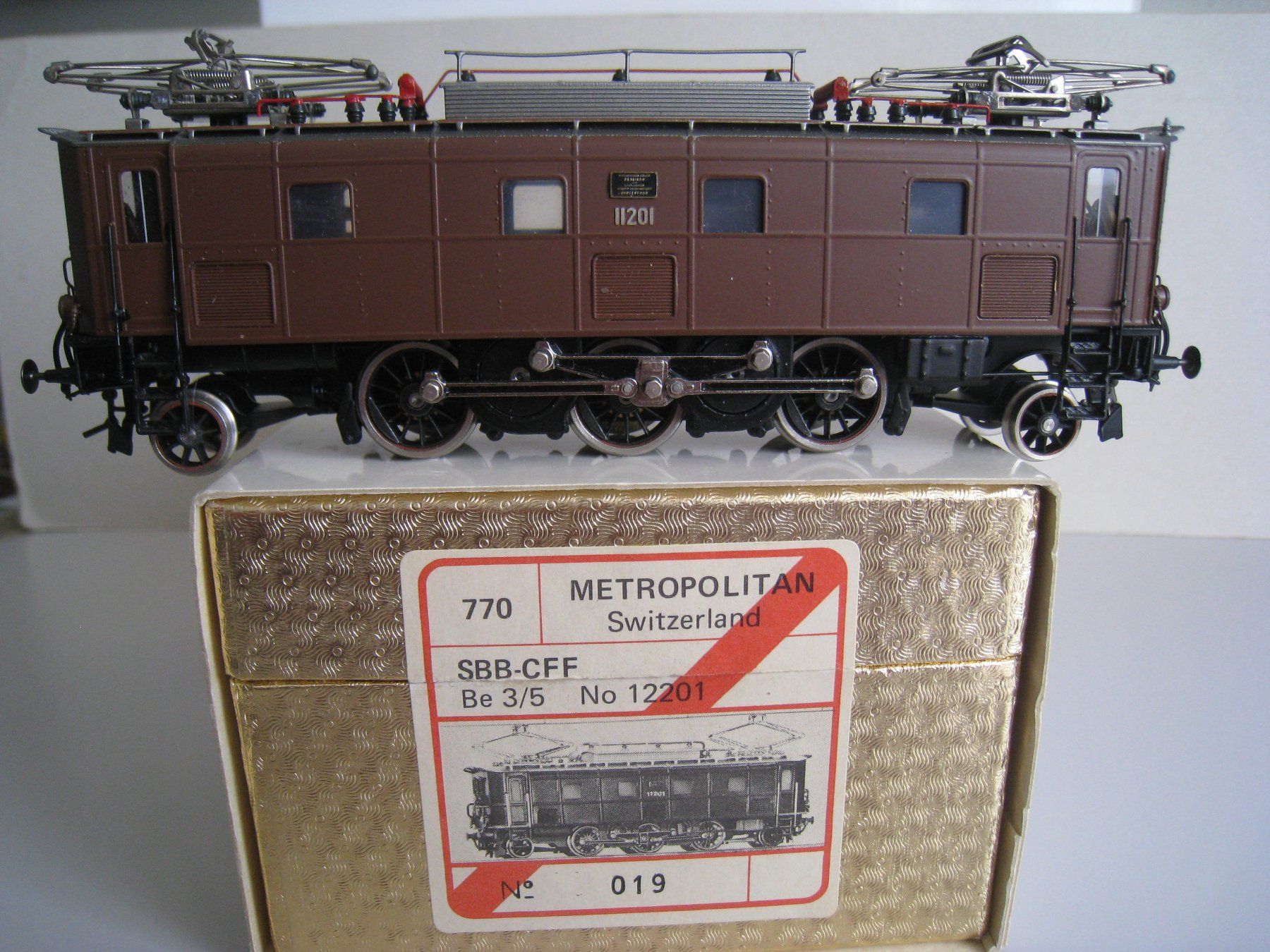 Metropolitan Modellini di ferrovie: Metrop SBB Be 3/5  11201, Zuger Berta,   770 – Usato da Buchs ZH venduto da swiss-train