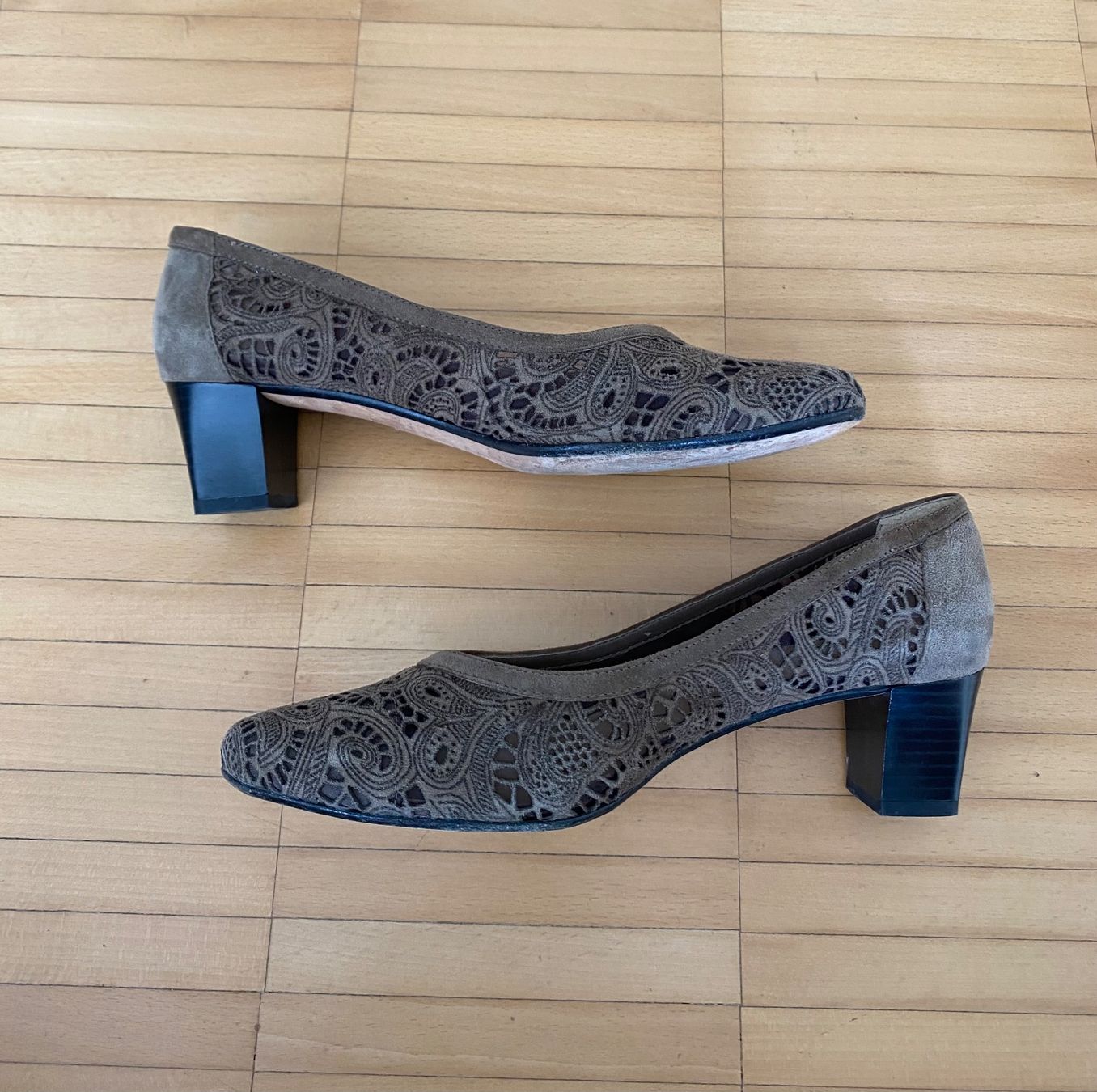 Brunate Scarpe da donna: Brunate Pumps Damen Gr. 37.5 – Usato da Frauenfeld venduto da LIL_NA 5