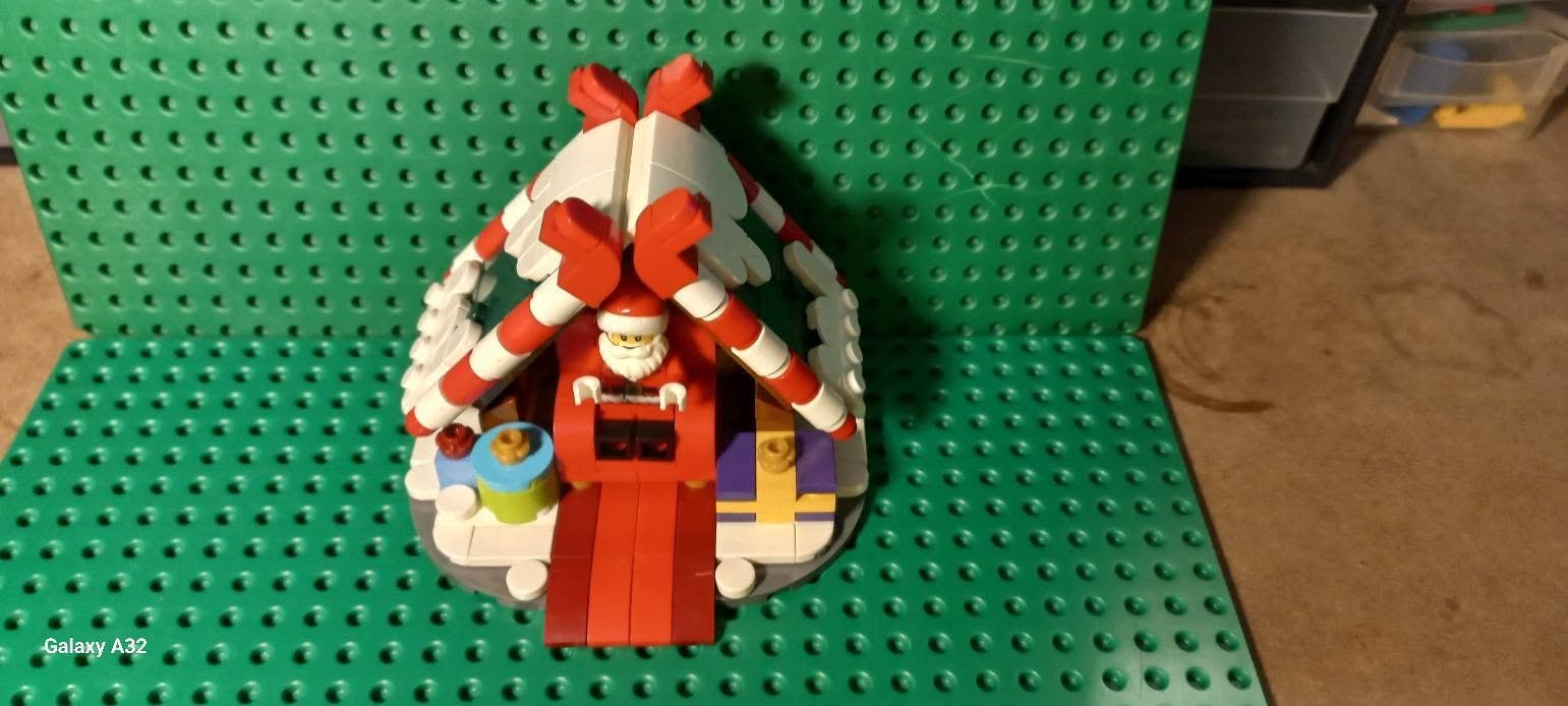 Lego Giocattoli: Le stand du Père-Noël Lego – Usato da La tour de treme venduto da Legocreation82 1