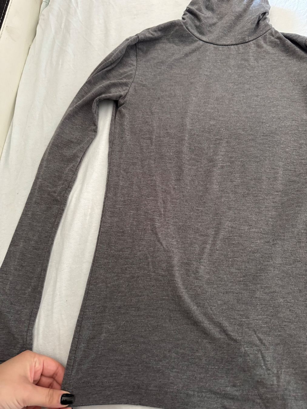 Maglioni & Felpe: Basic Rollkragenpullover, Grösse S, in grau – Usato da Künten venduto da bel_6wn2 1