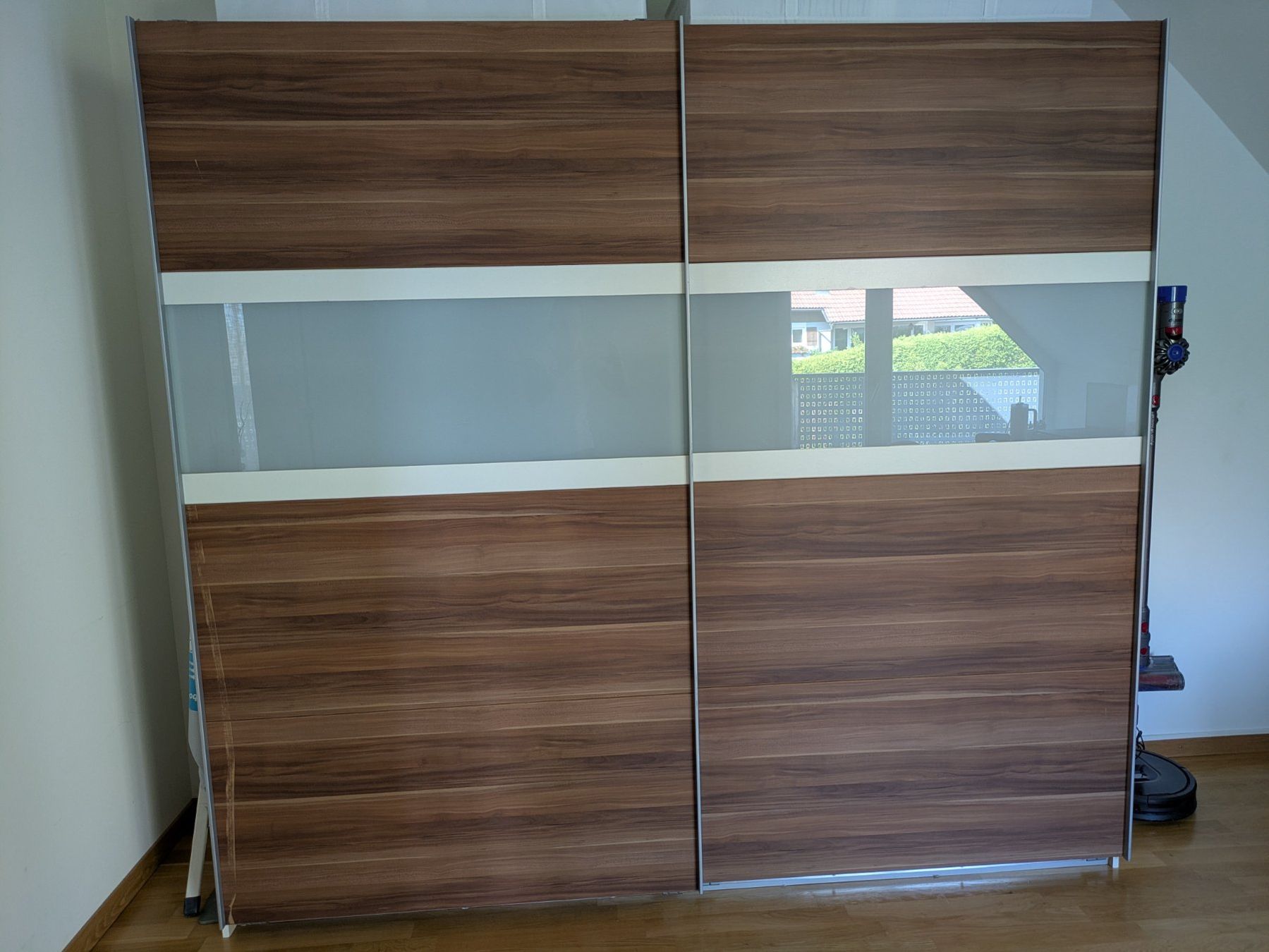 Armoires: Kleiderschrank – D'occasion à Rorbas par nin_2kwx