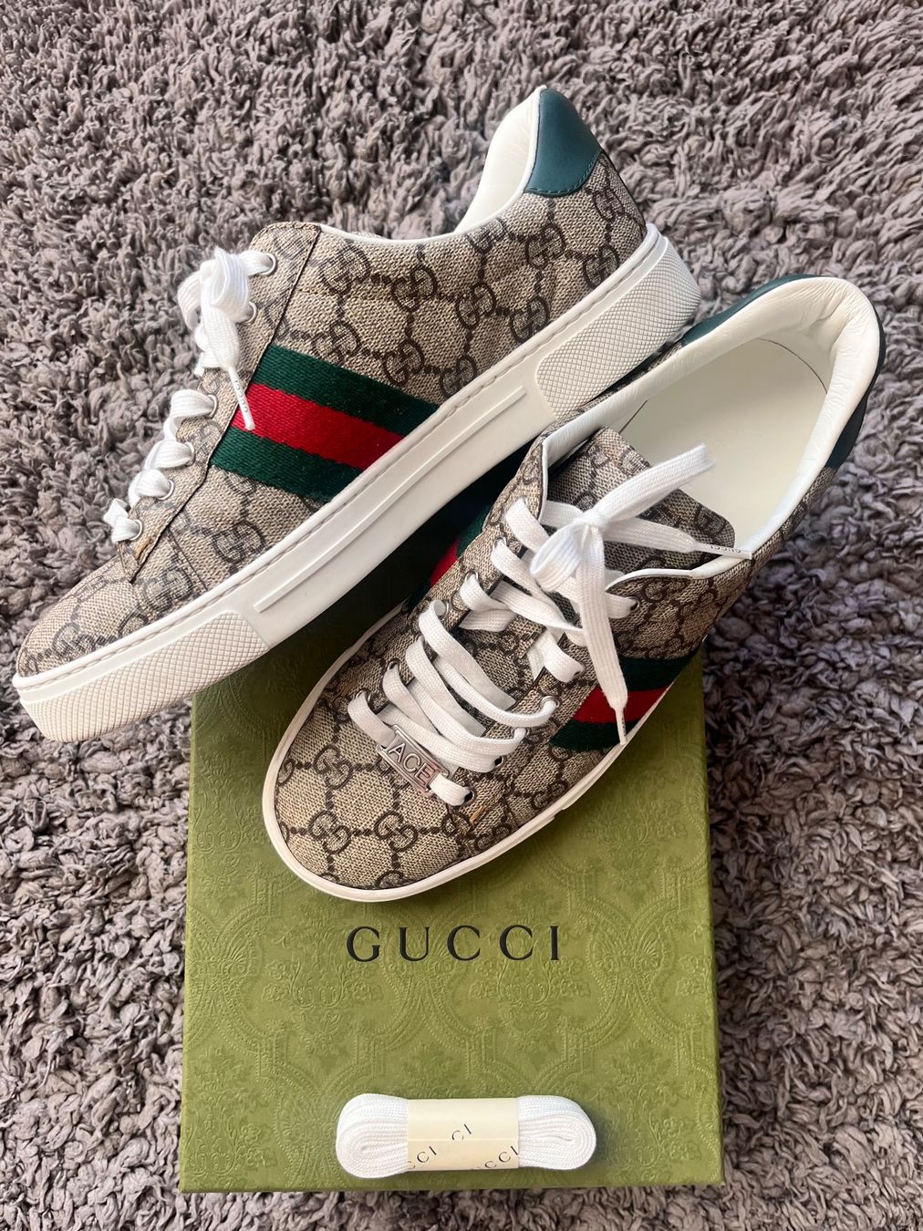 Gucci Damenschuhe: Gucci Sneakers Size 38.5 – Gebraucht aus Schlieren von sim_zp5y 2