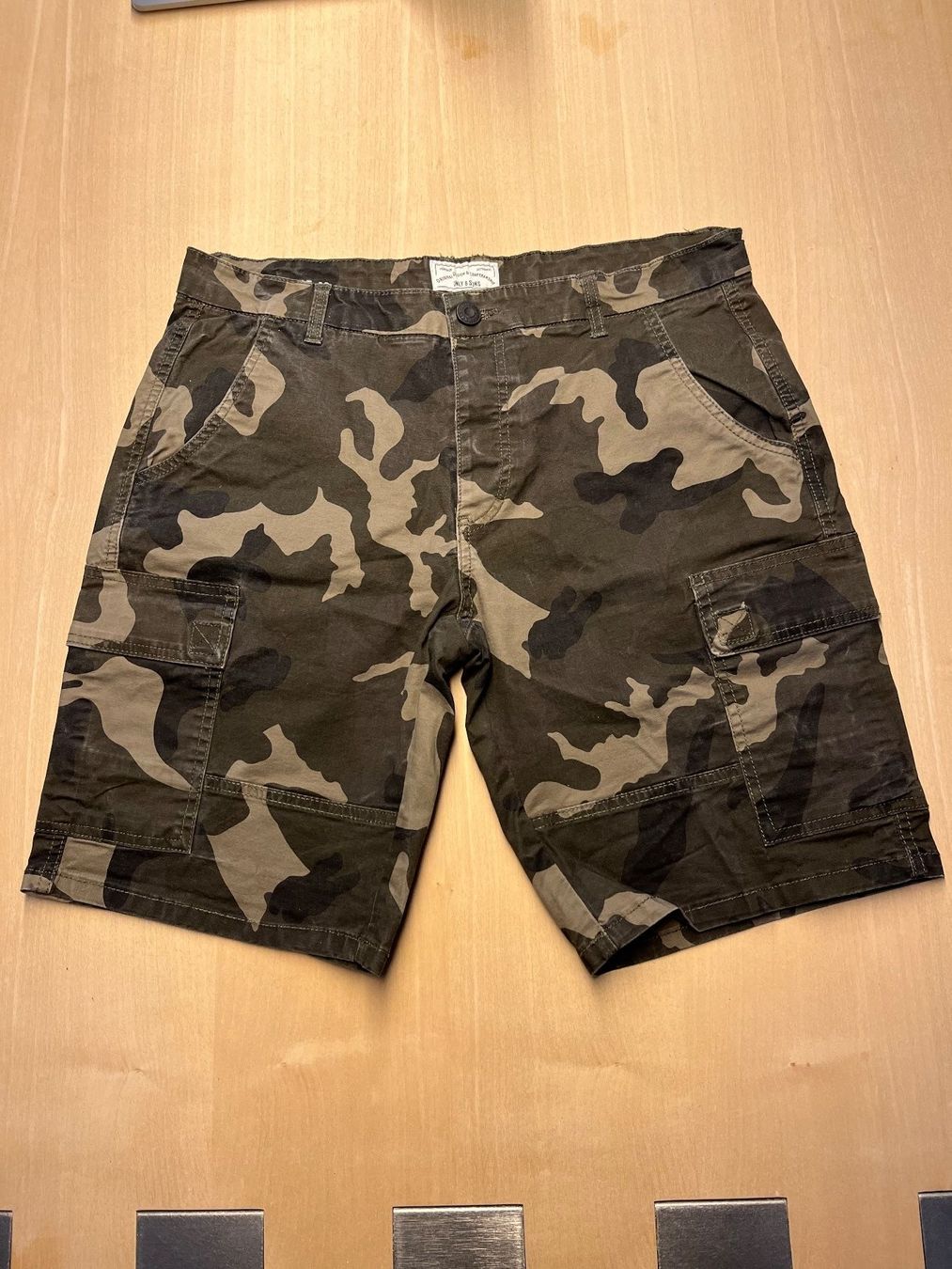 Pantaloni: Only & Sons Shorts, Grösse 32 – Nuovo (secondo la descrizione) da Bonstetten venduto da Savannah7
