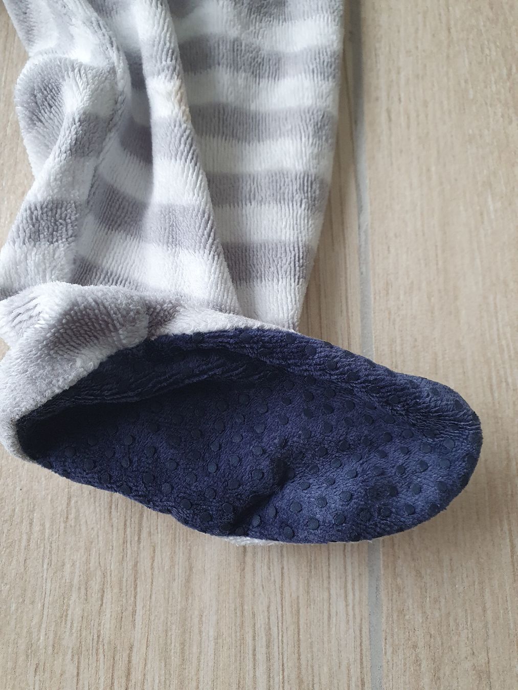 Pyjamas: Pyjama bébé chaud et doux, taille 12mois, parfait hiver – Neu (gemäss Beschreibung) aus Neuchâtel von viv_zf9x 3