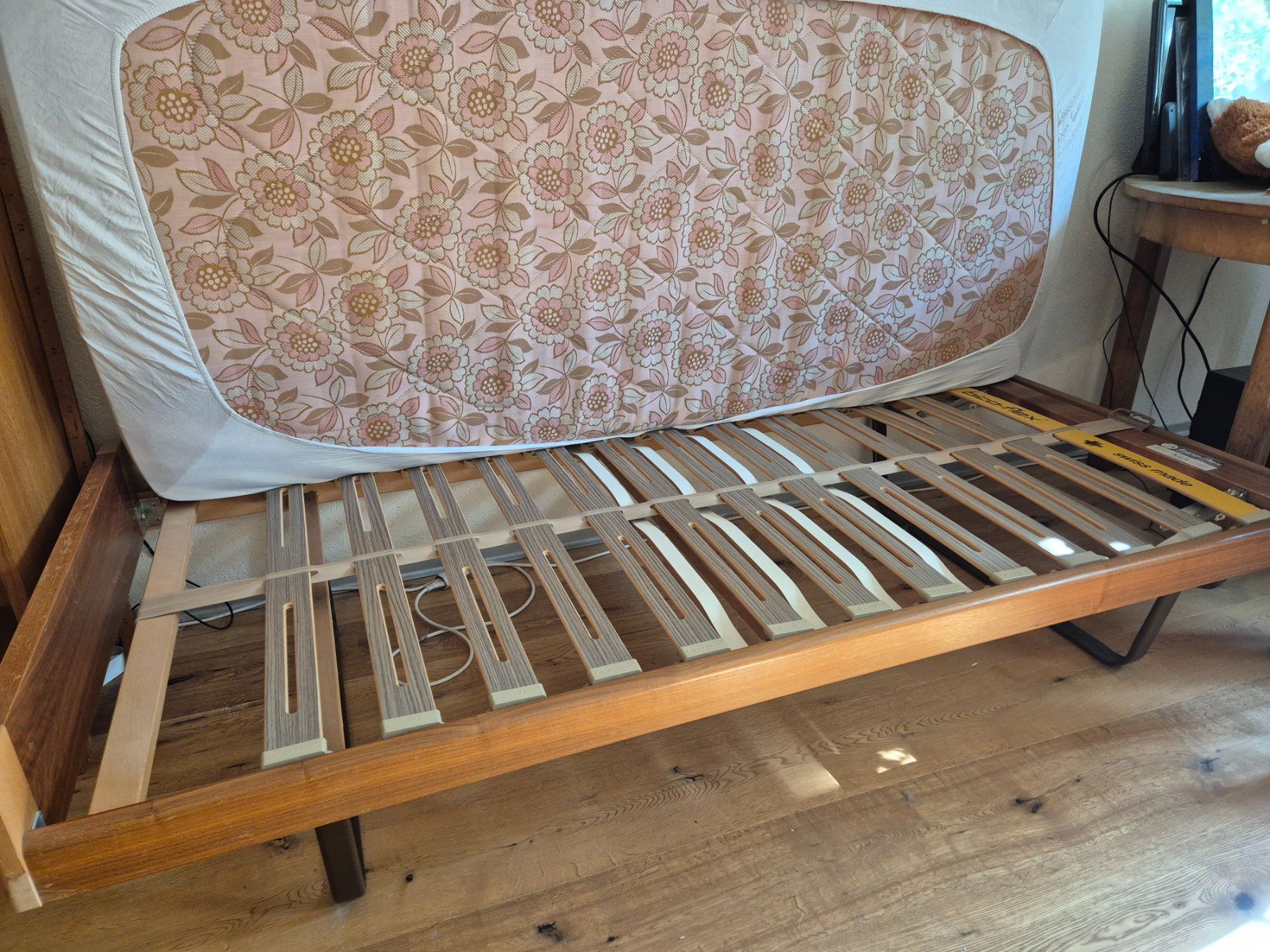 Betten: Bett mit Matratze und Lattenrost von Bico-flex. – Gebraucht aus Innerberg von barbarawidmer 5