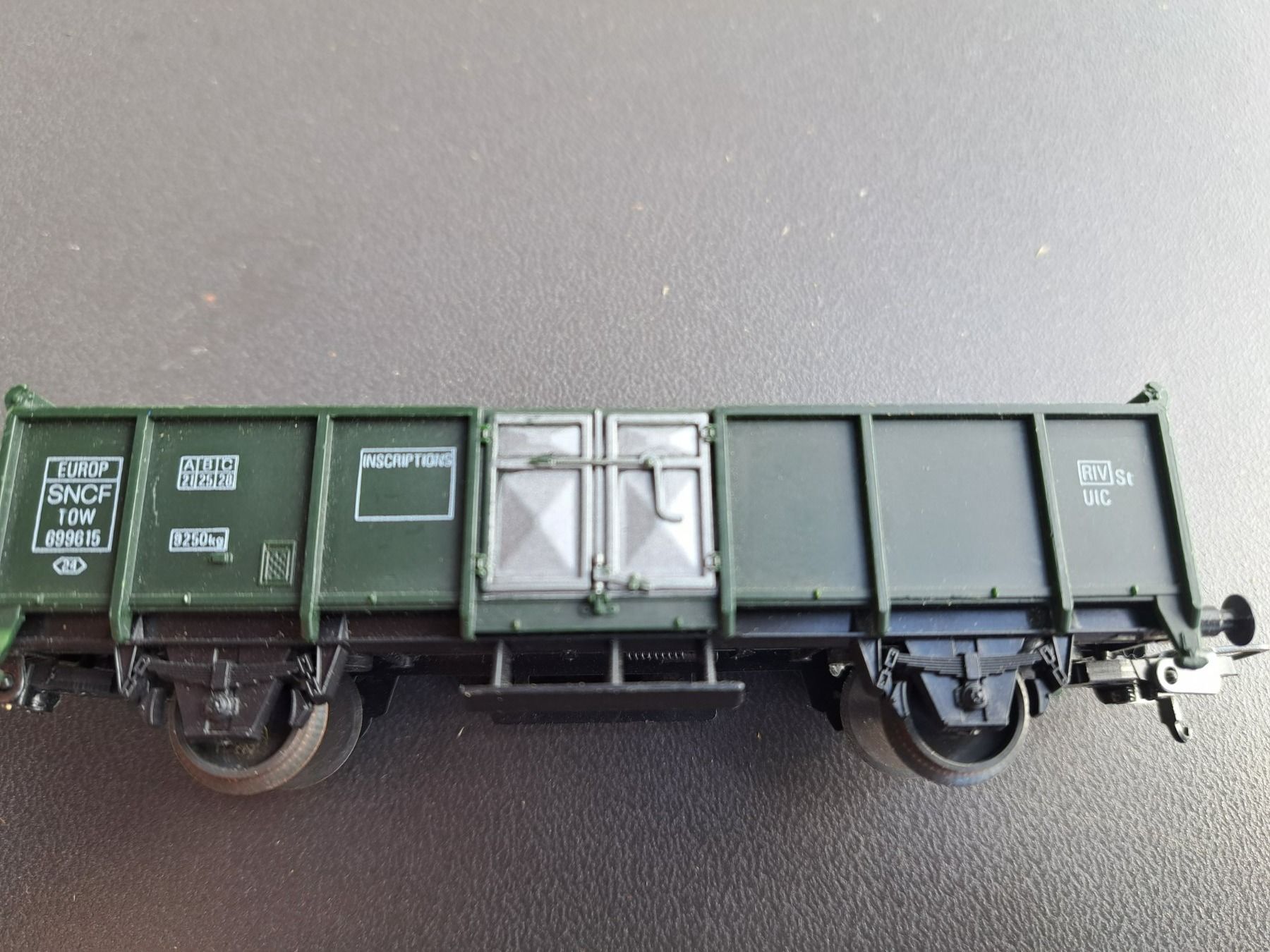 Lima Modellini di ferrovie: Güterwagen – Usato da Bünzen venduto da Floh99 3