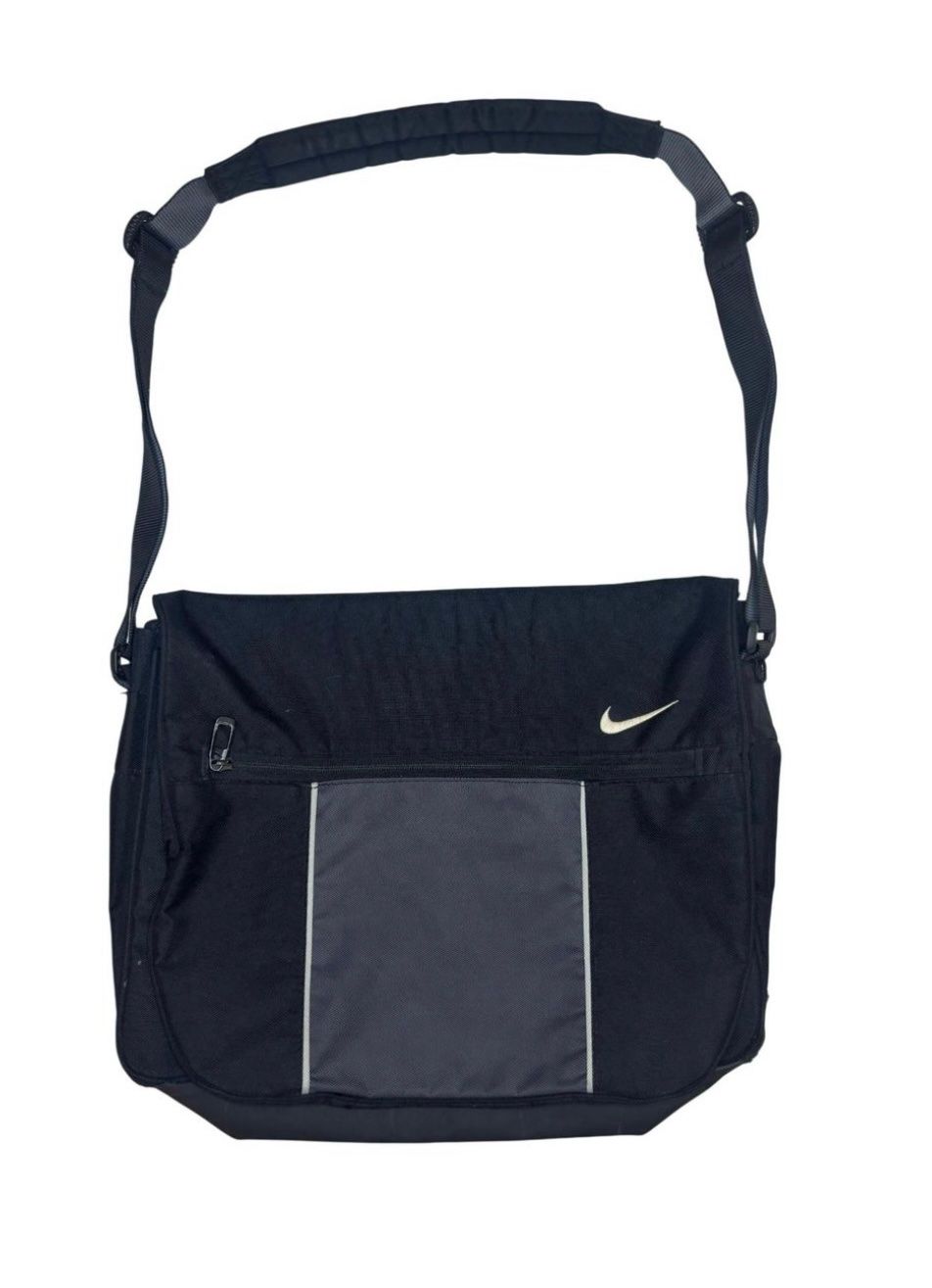 Borse: Vintage Nike Bag – Usato da Zürich venduto da Rollladen