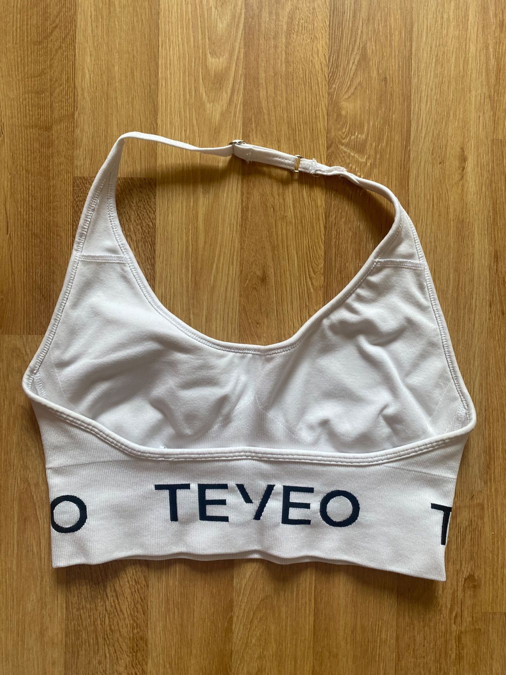Teveo Tops: signature neckholder bh teveo – D'occasion à Bern par liv_km2r 1