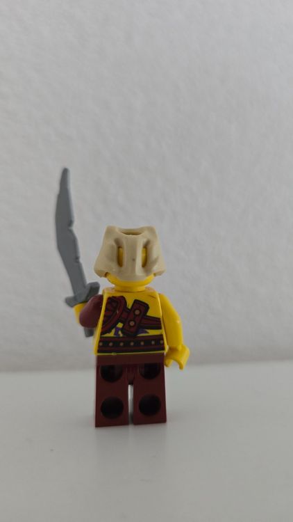 Lego Jouets: Lego Ninjago Wettkampf der Elemente Anakondrai mit Schwert – D'occasion à Suhr par fuva23 1