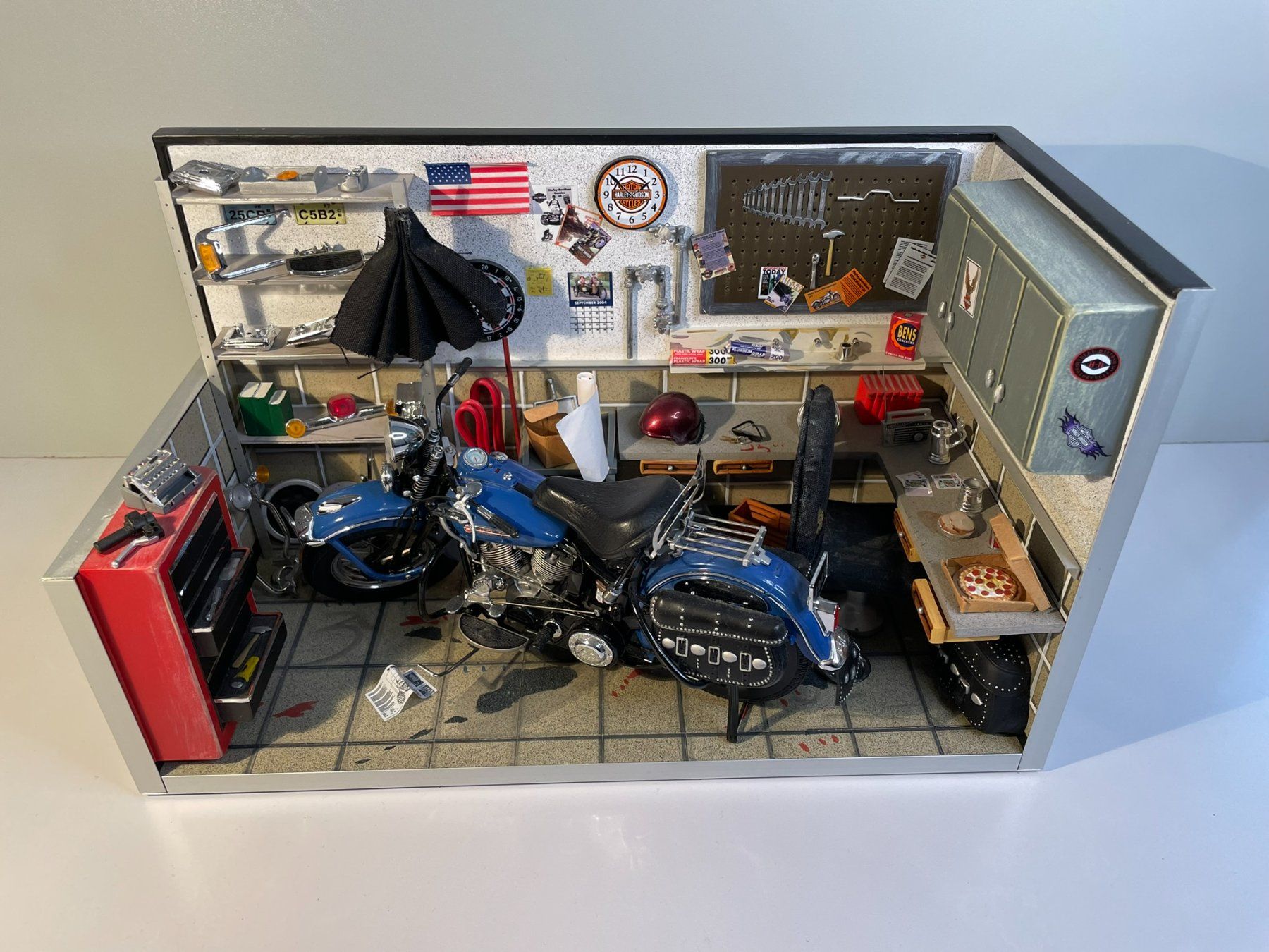 Franklin Mint Kit di modellismo & Modellini statici: Franklin Mint 1948 Harley Davidson Panhead inkl. Garage – Nuovo (secondo la descrizione) da Bättwil venduto da Samuel_Wyss 1