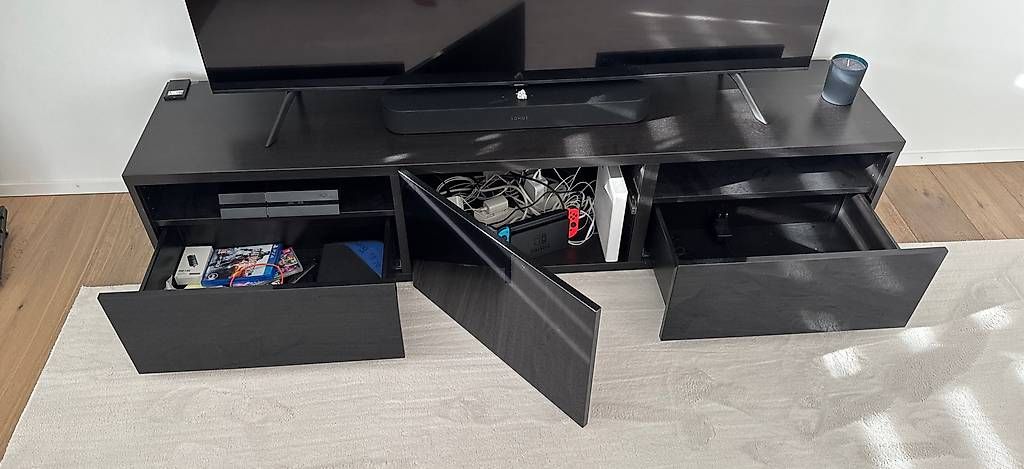 Ikea Mobili TV: Tv-möbel Ikea 180x40x40 – Usato da Sursee venduto da mon_z2jj 2