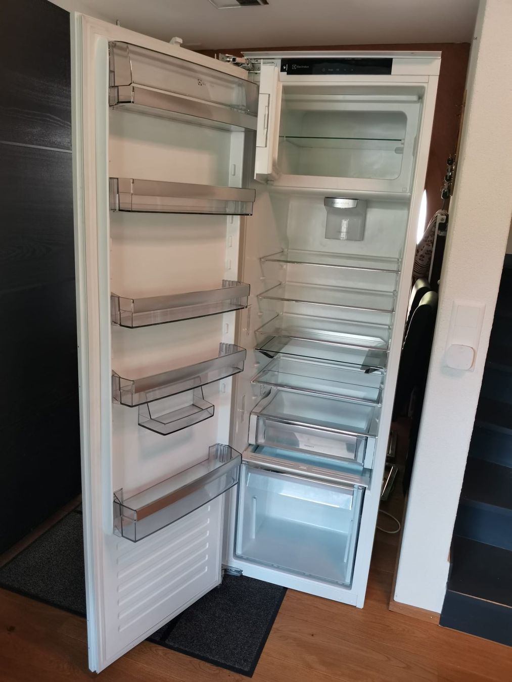 Electrolux Frigoriferi: Einbaukühlschrank Electrolux IK329SAL – Usato da Ziefen venduto da MullerD