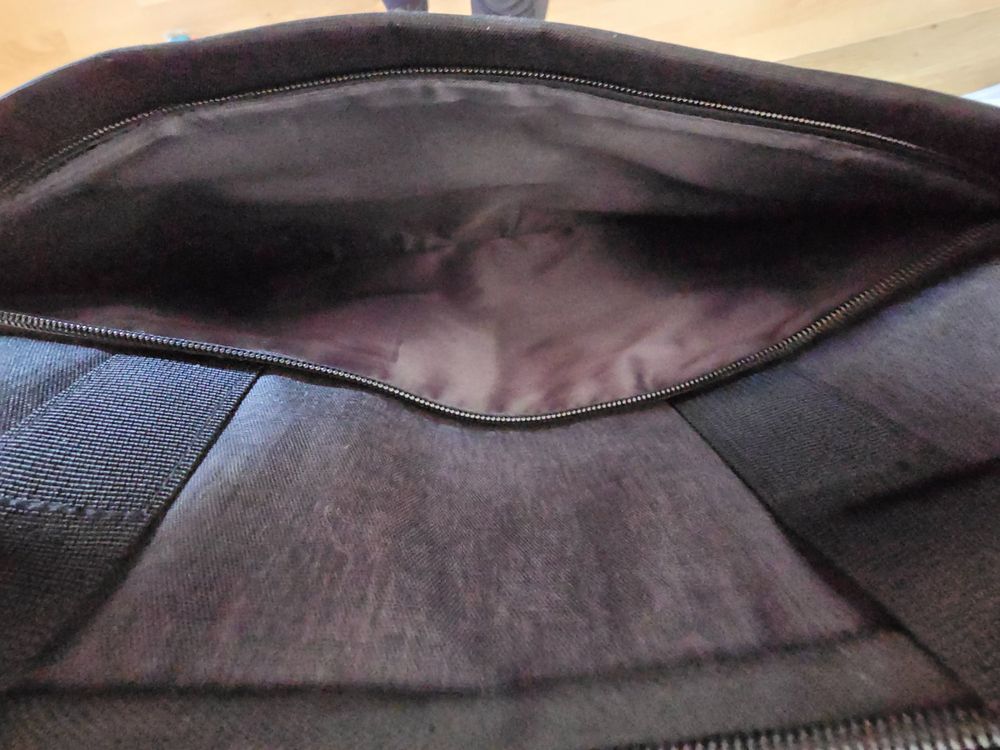 Borse: Laptop/Notebook Tasche – Usato da Turgi venduto da Ananda1989 3
