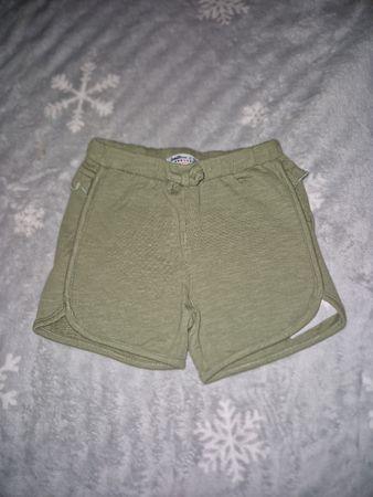 Khakifarbene Mädchen Sommer Shorts, Grösse 122