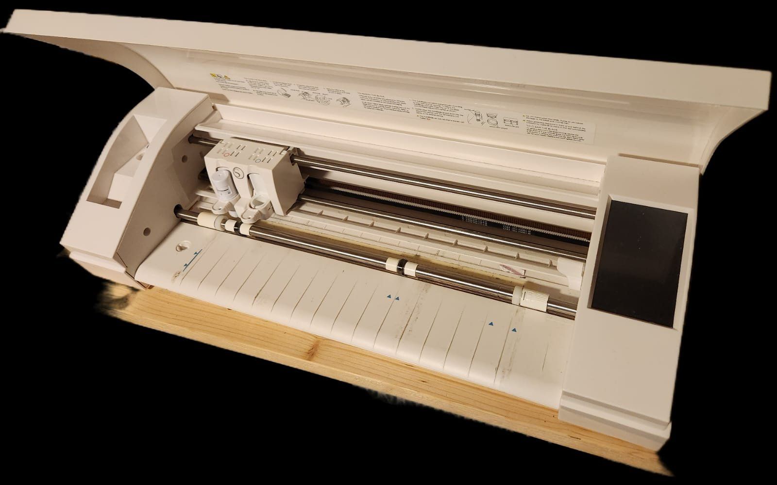 Cameo Tutte le macchine: Silhouette Cameo 3 weiss – Usato da Ruppoldsried venduto da ChinRupsi