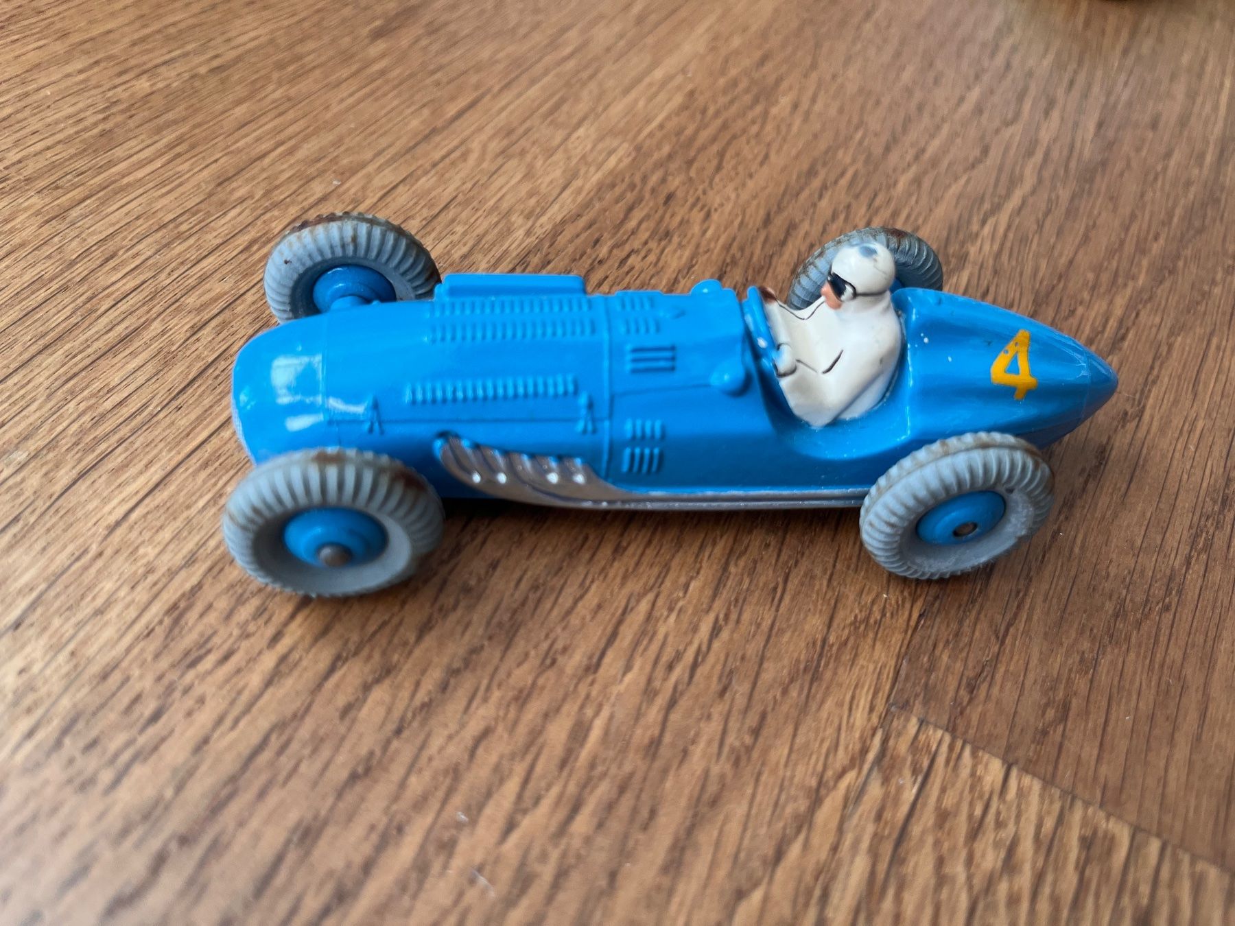 Giocattoli: Spielzeug-Rennwagen – Usato da Luzern venduto da Spiri66 2