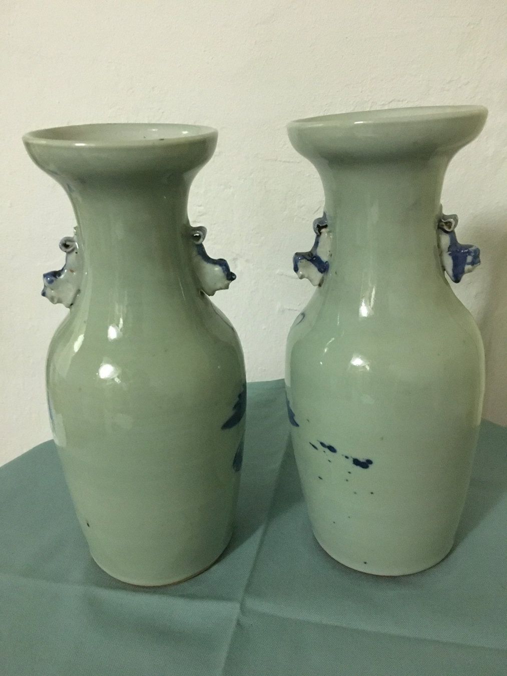 Vasi & Recipienti: 1 Paar Vasen (Indochina) – Usato da Basel venduto da Lancer4 1