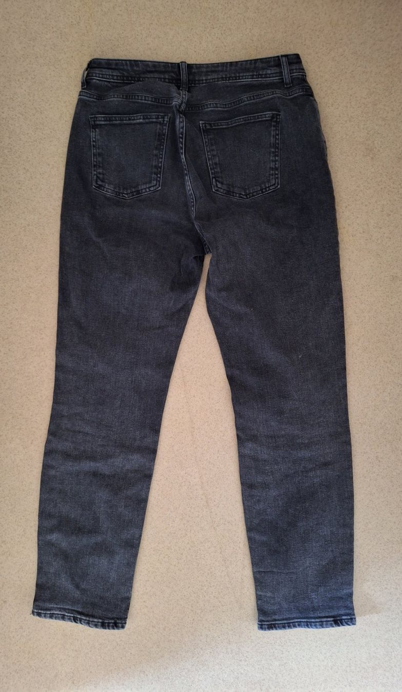 Jeans: Jeans Slim Straight Fit – Usato da Zürich venduto da cha_lz6j 1