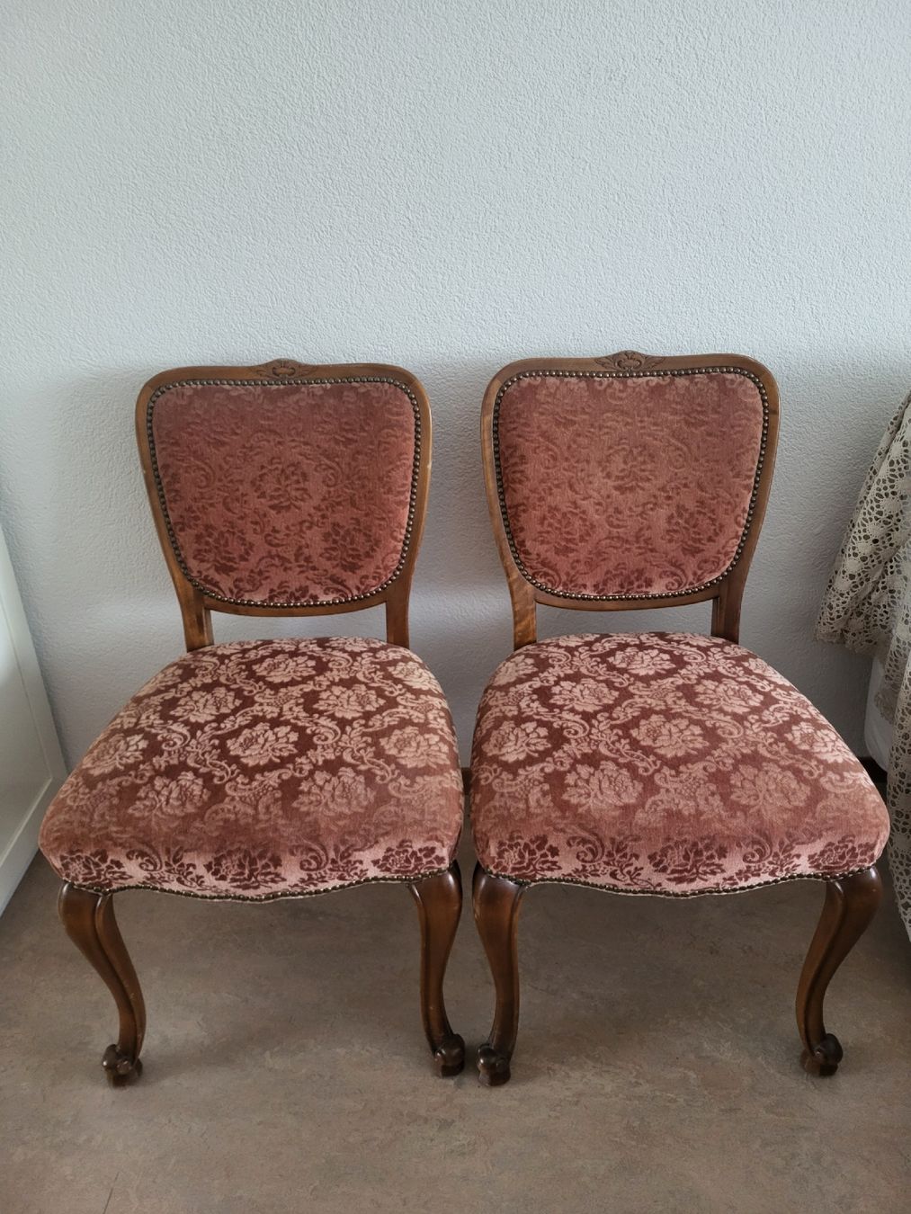 Chaises: Stühle antik – D'occasion à Muenchenbuchsee par nazzarina72