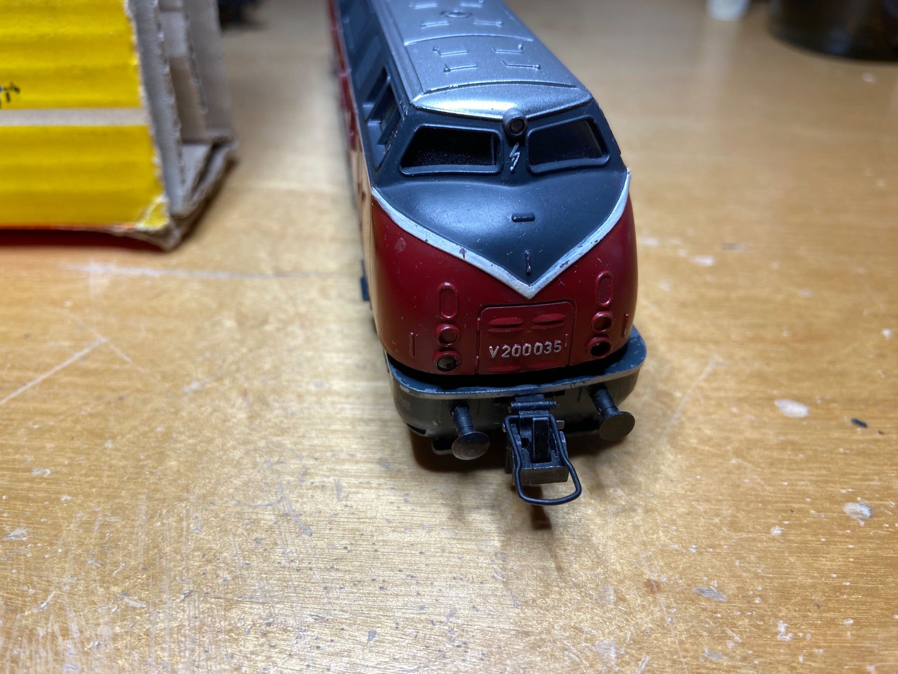 Trix Modelleisenbahnen: Trix Express V 200 – Gebraucht aus Basel von Relaphe 4