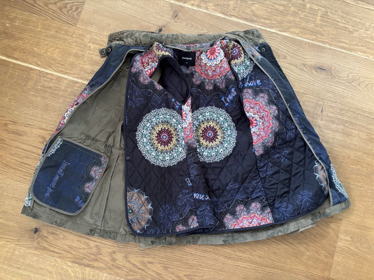 Desigual Giacche: Desigual Jacke mit Weste – Usato da Würenlos venduto da Ashley24 6