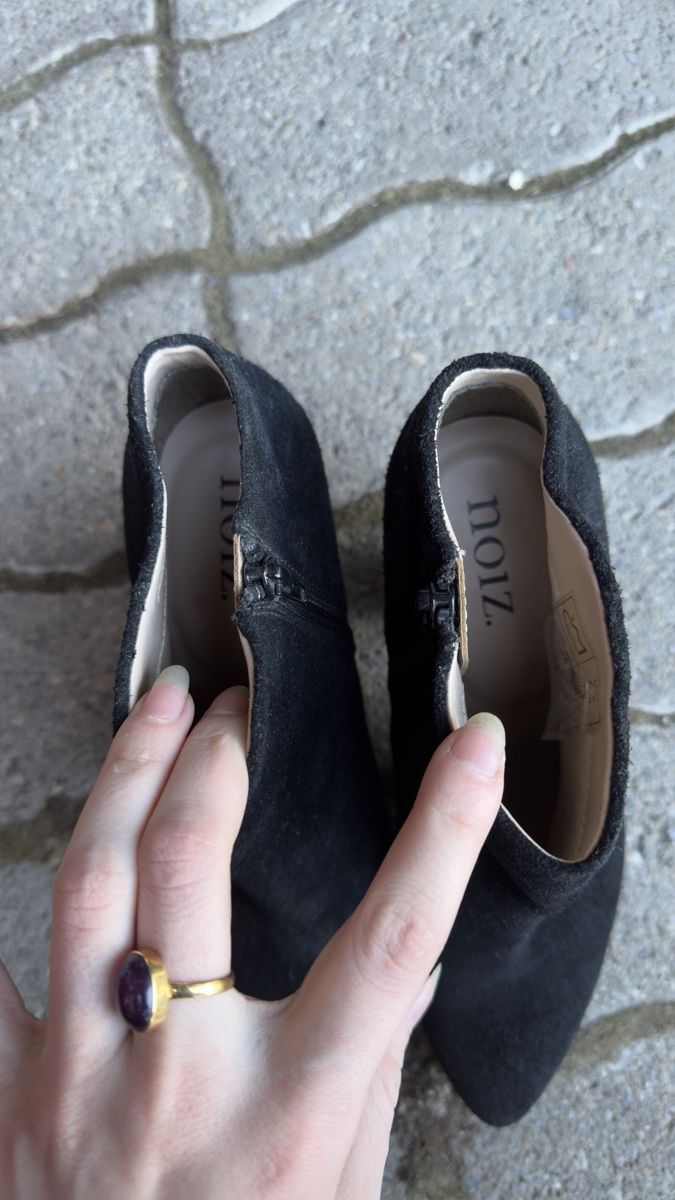Scarpe da donna: Stiefeletten schwarz Gr. 37 NOIZ – Usato da Landquart venduto da Happyhippo42 1