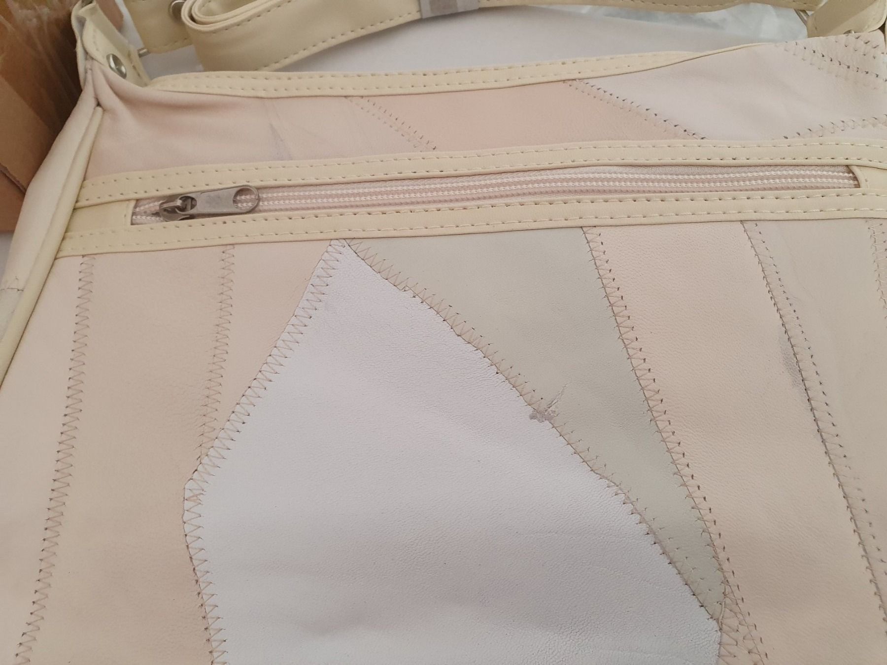 Borse da donna: Umhängetasche  Patchwork-Ledertasche "Elfriede NEU – Nuovo e nell'imballaggio originale da Klingnau venduto da Fee1960 2