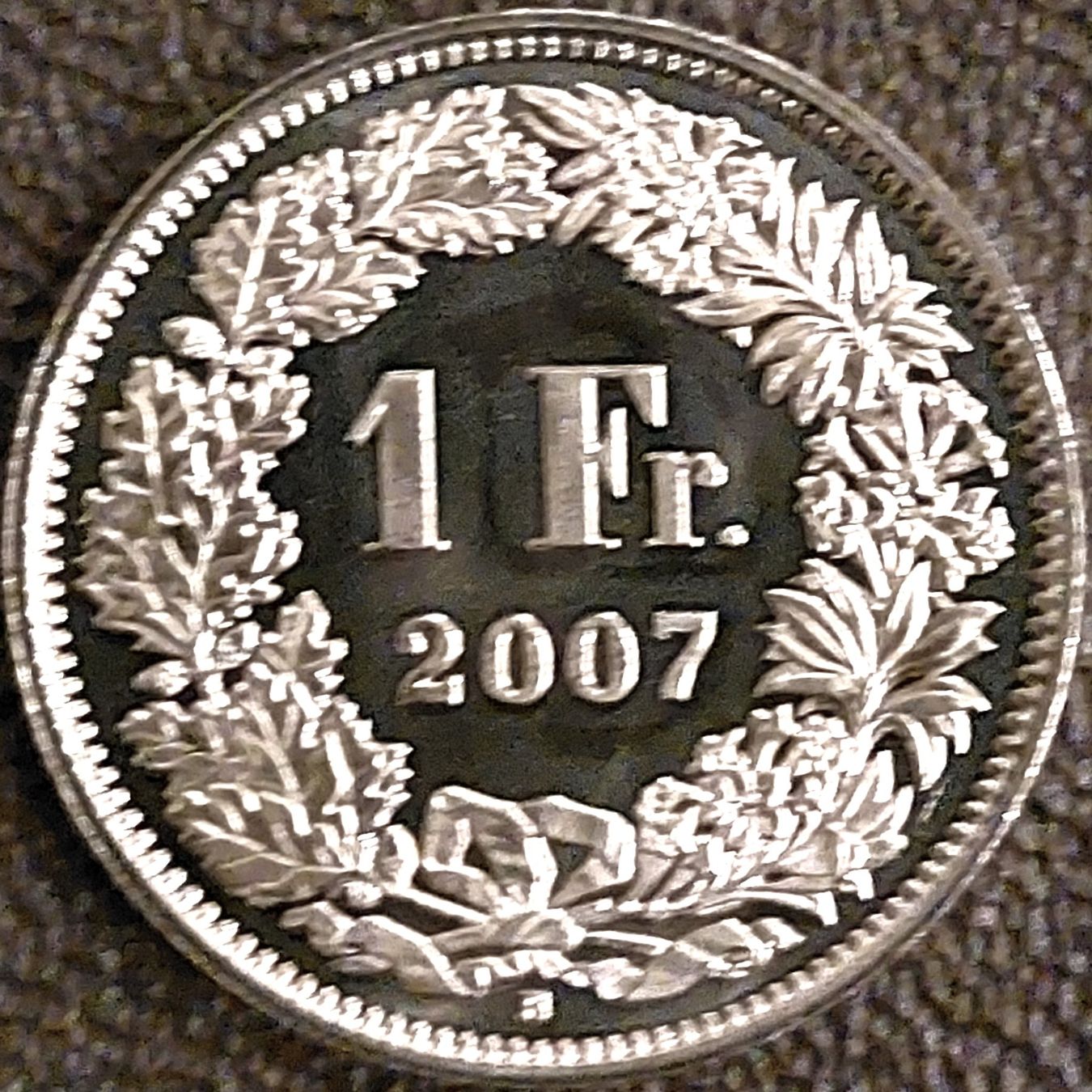 Tutti le monete: 1 Franken 2007 stgl. / aus Münzsatz – Nuovo (secondo la descrizione) da Arch venduto da coinsandmore