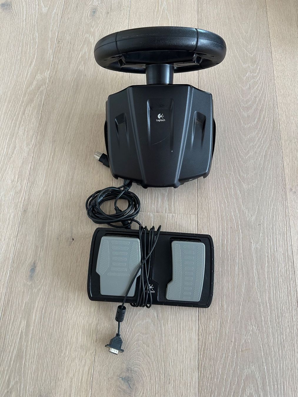 Microsoft Console: Xbox Konsole + 27 Spiele + Logitech Lenkrad + 2 Controller – Usato da Muri AG venduto da gae_kz9y 4