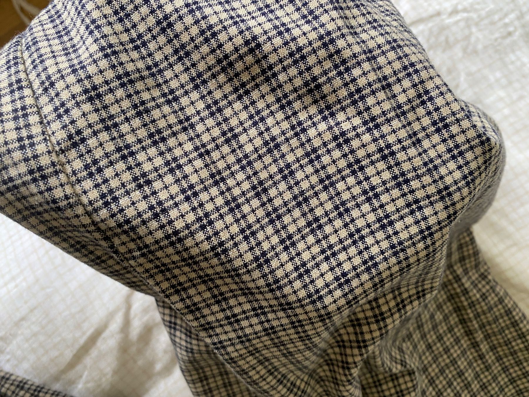 Pantaloni: pantalon tissu vintage – Usato da pont-la-ville venduto da dia_tt5h 3
