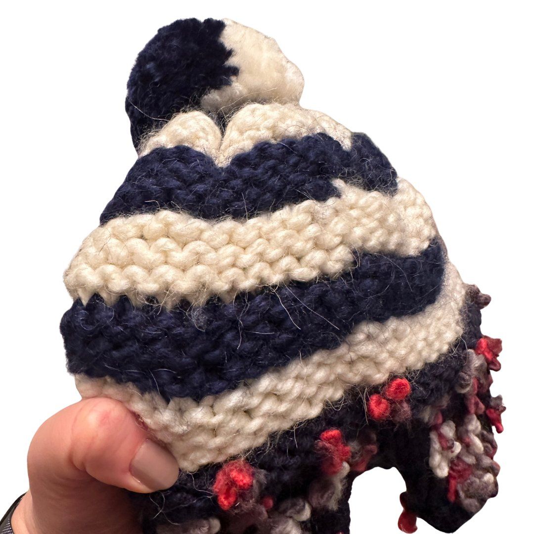 Chapeaux, bonnets & casquettes: Handmade Chunky Knit Pom Pom Beanie – Neuf (Voir description) à Zofingen par JumpInVintage 3