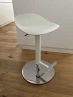 Barhocker weiss, höhenverstellbar - sehr guter Zustand