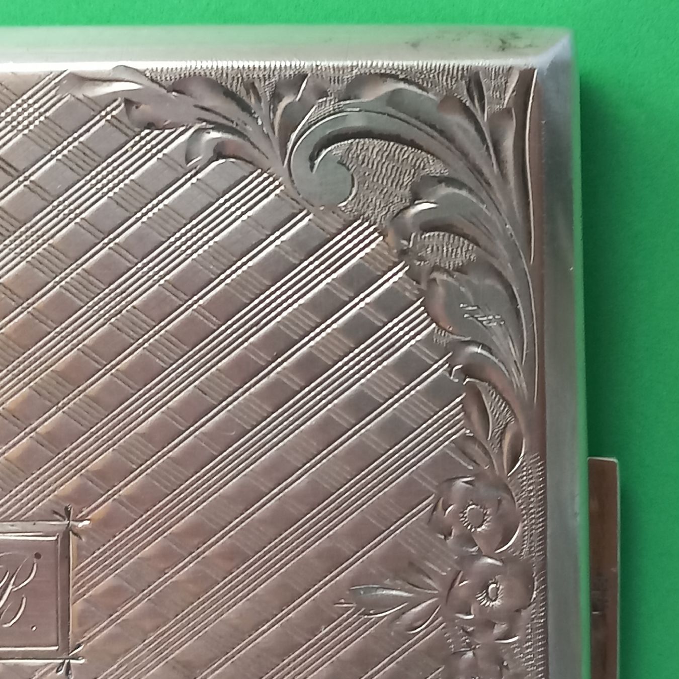 Altri Prodotti per fumatori: Ancienne Boîte à Cigarettes en argent. – Usato da Dompierre FR venduto da fat_xth5 7