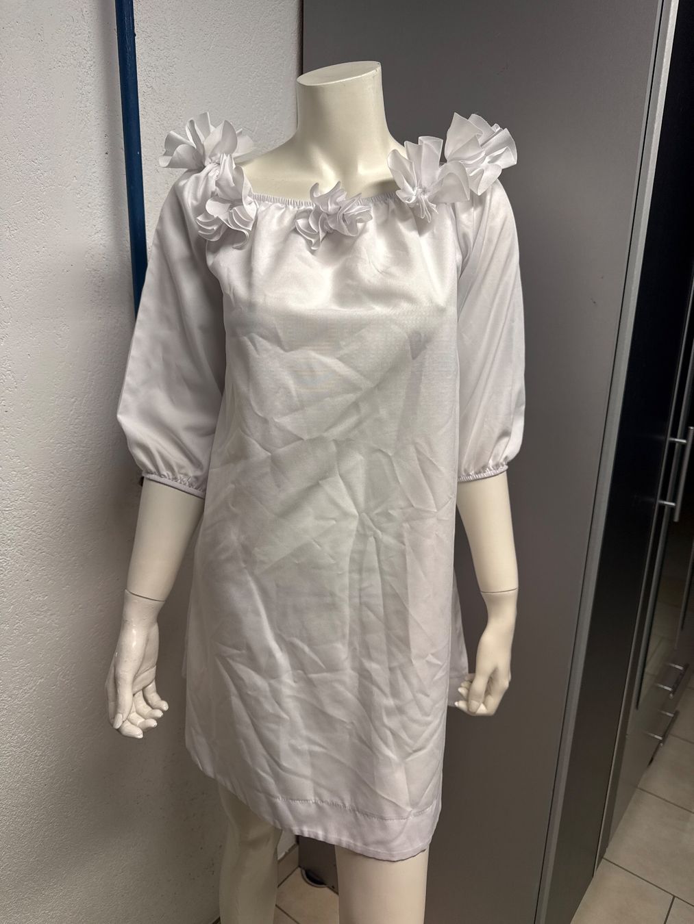 Robes et jupes: KLEID – D'occasion à Birr par WalkyriaM