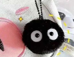 Porte-clés  chihiro boule de suie J029