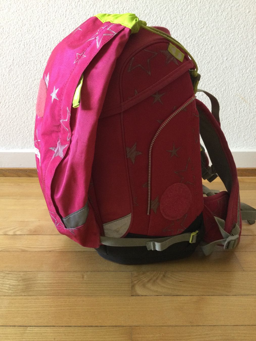 Ergobag Kindertaschen: Ergobag Schulranzen mit viel Zubehör – Gebraucht aus Basel von Anja_1981 2