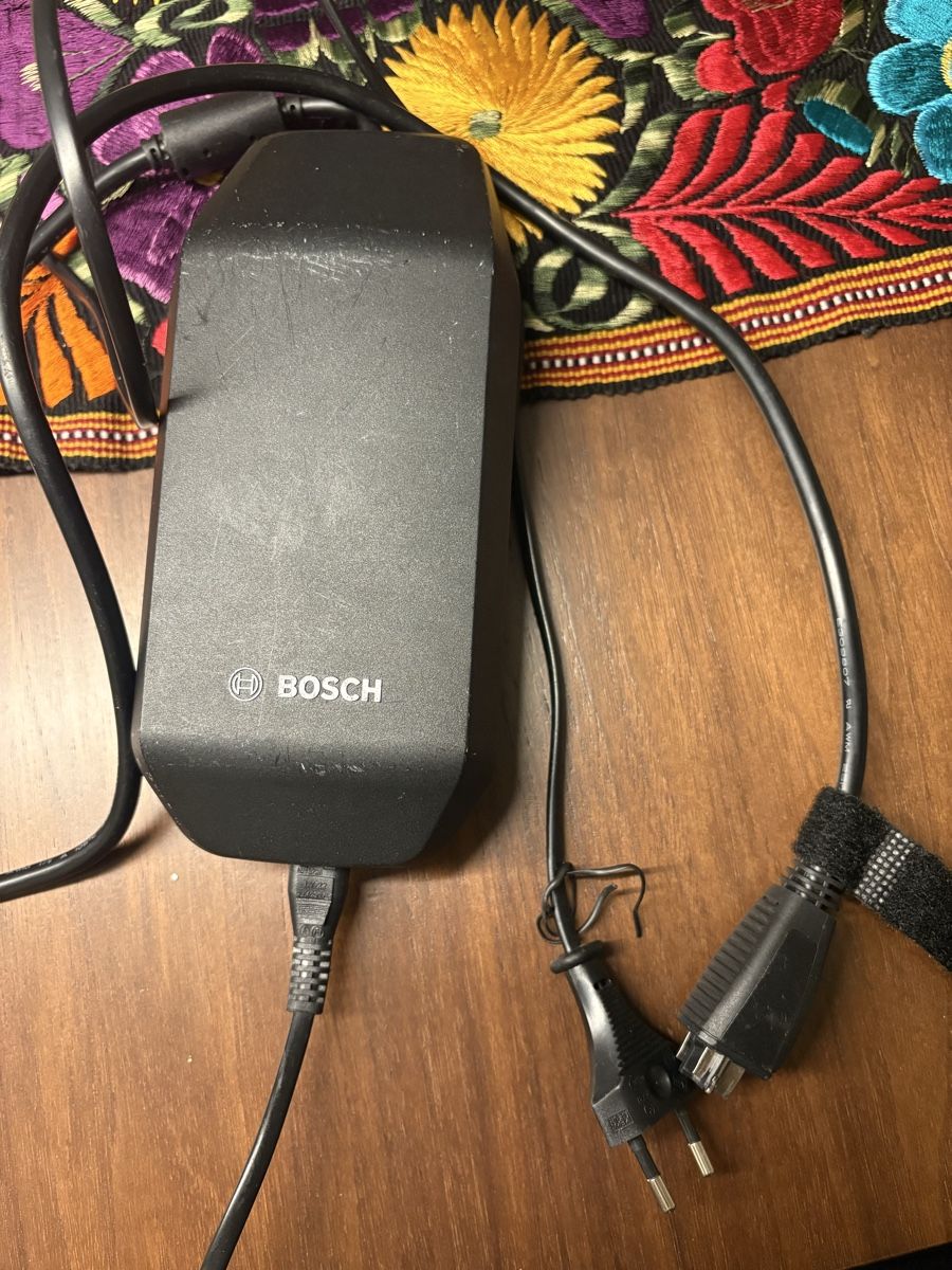 Bosch Caricabatterie: Bosch Velo Ladegeräte  – Usato da Gebenstorf venduto da David_e 2